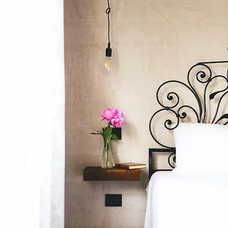 Guest house Fuoricitta 3*